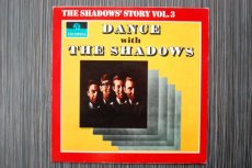 33S09 SHADOWS - DANCE WITH THE SHADOWS