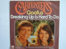 45C394 CARPENTERS - BREAKING UP IS HARD TO DO