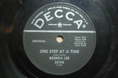 78L264 LEE, BRENDA - ONE STEP AT A TIME