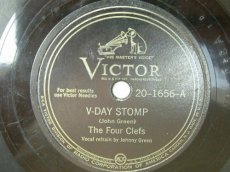 FOUR CLEFS - V-DAY STOMP